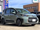 Toyota Sienta z Hybrid 2025