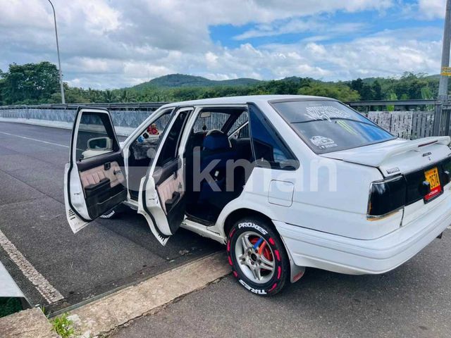 Toyota Sprinter 1986 photo 3