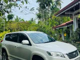 Toyota Vanguard Jeep 2012