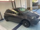 Toyota Vitz 2015