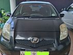 Toyota Vitz F Grade 2010