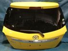 Toyota Vitz Ksp130 Complete Dicky Door