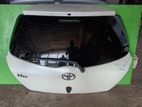 Toyota Vitz KSP90 Dicky Door
