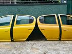 Toyota Vitz SCP10 Doors