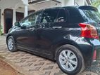 Toyota Vitz 2010