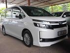 Toyota Voxy 2014