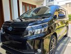 Toyota Voxy 2015