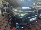 Toyota Voxy Full option 2015