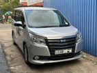 Toyota Voxy Noah 2014