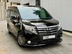 Toyota Voxy Noah G Grade 2014