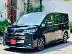 Toyota Voxy Noah SZ Highest Spec 2025