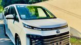 Toyota Voxy S-Z Highest Pkg 2025