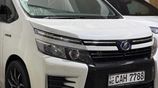 Toyota Voxy Station Wagon 2014