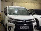 Toyota Voxy Station Wagon 2014