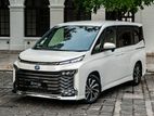 Toyota Voxy SZ 2025