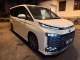 Toyota Voxy SZ 2025