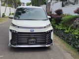 Toyota Voxy Sz Fully Loaded 2025