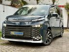 Toyota Voxy SZ Highest Spec 2025