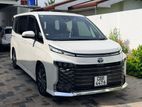 Toyota Voxy SZ HIGHEST SPEC 2025