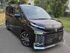 Toyota Voxy SZ HYBRID 2024