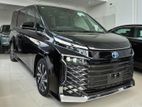 Toyota Voxy SZ HYBRID 2025