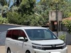 Toyota Voxy V Grade / Noah 2014