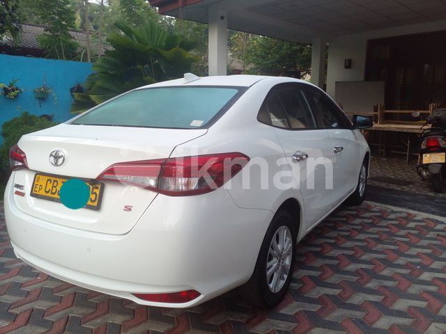 Toyota Yaris Ativ 2019 photo 4