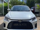 Toyota Yaris Ativ premium LUX 2025