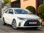 Toyota Yaris Ativ Premium Luxury White 2025