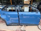 Toyota Yaris Cross Door