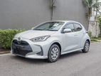Toyota Yaris G LED 4-Way 2023