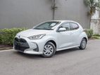 Toyota Yaris G LED 4-Way 2023