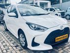 Toyota Yaris x Grade pearl white 2024