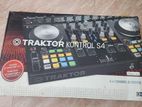 Traktor Kontrol S4 Dj Console