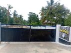 ටික ගෙවන්න අතුරුගිරිය පුරවරයෙන් විකිණීමට අගනා බිම් කොටස්