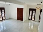 තට්ටු දෙකේ 6 Rooms House Piliyandala Polgohowitha