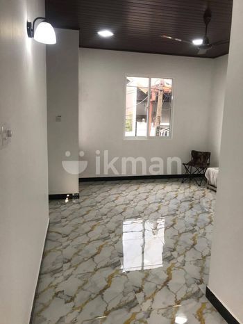 තට්ටු දෙකේ ගෙදර Kottawa Highway 6 Rooms