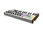 TUNAMINI 25 Keys MIDI Keyboard Controller 8 Backlit Trigger Color Pads
