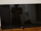 32" Hisense TV