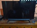Singer 32" TV