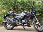 TVS Apache 200 4V 2017