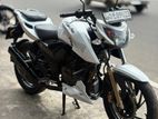TVS Apache RTR 200 2016