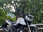 TVS Apache RTR 200 2017