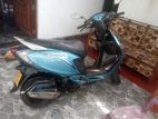 TVS Scooty Zest 2016