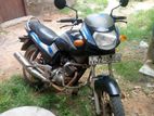 TVS Victor 2005