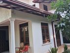 Two roomed Unfurnished upstairs unit for rent at Poore, Athurugiriya