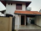 Two Storey House for Rent in Nugegoda, Embuldeniya