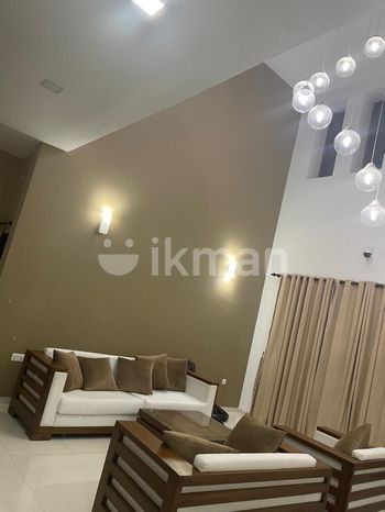 Two Storey House for Rent in Nugegoda ( P-96)