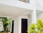 Two Storey House For Sale in Athurugiriya