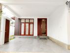 Two Storey House for Sale in Battharamulla Palawattha Lake Road